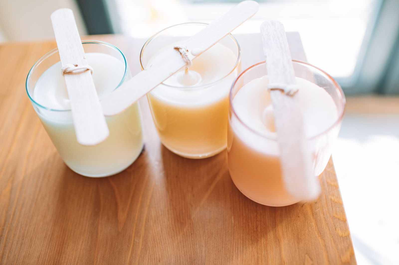 Paraffin vs Beeswax for Ritual Work Which Wax to Choose