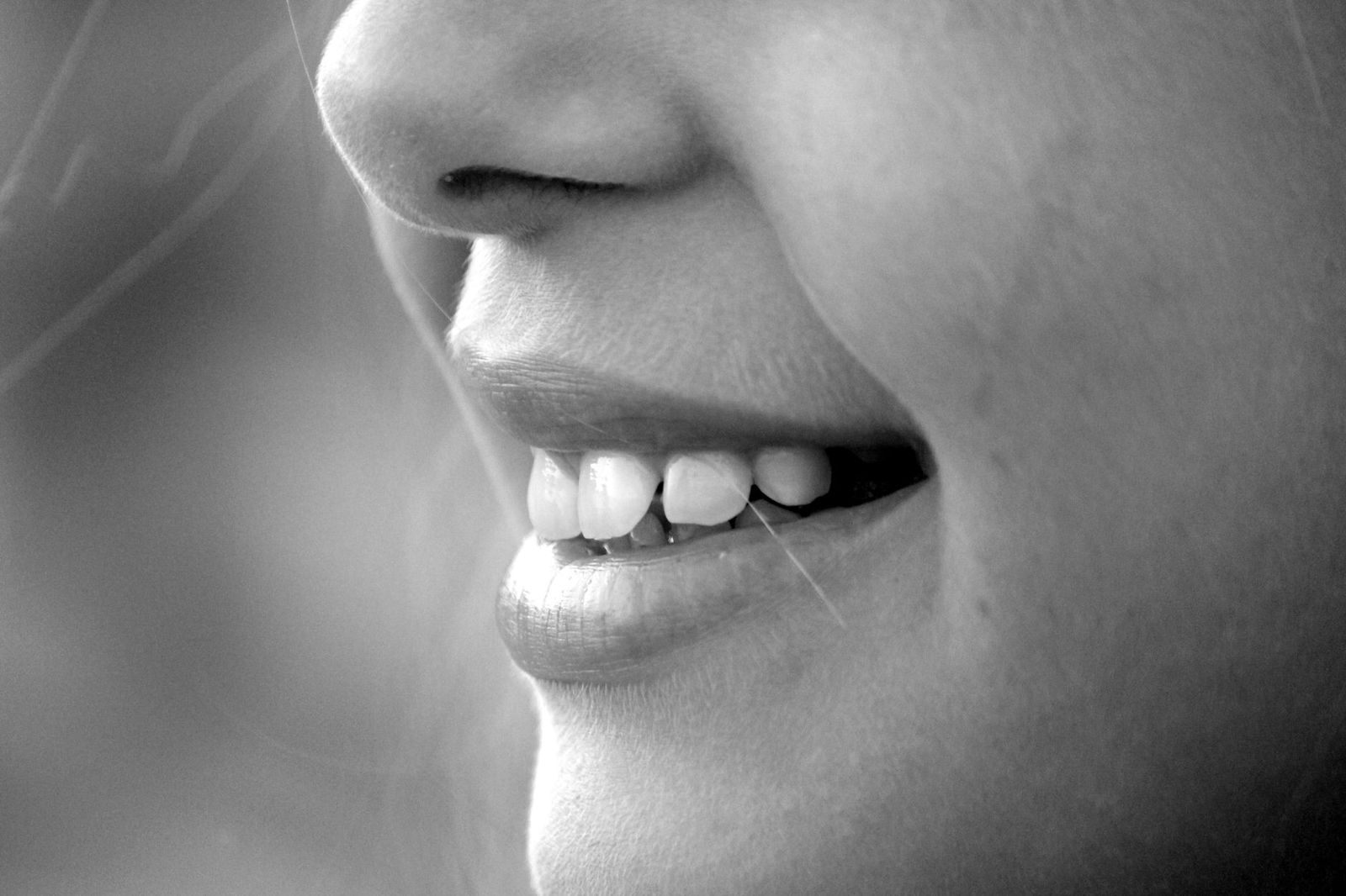 What Are Recurring Teeth Breaking Dreams