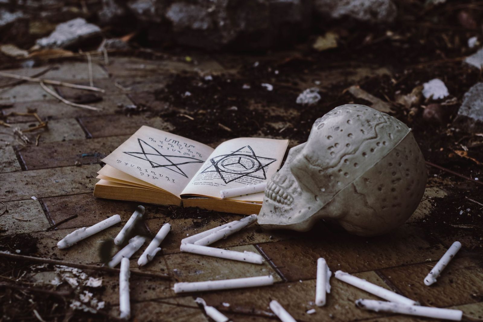 Candle Spells for Success: Manifesting Your Goals