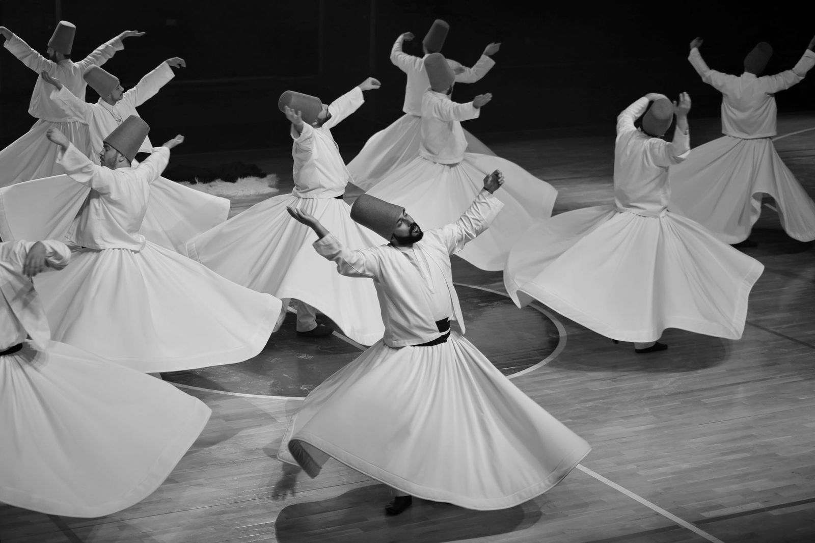 Sufi symbolism in the modern world: contemporary interpretations