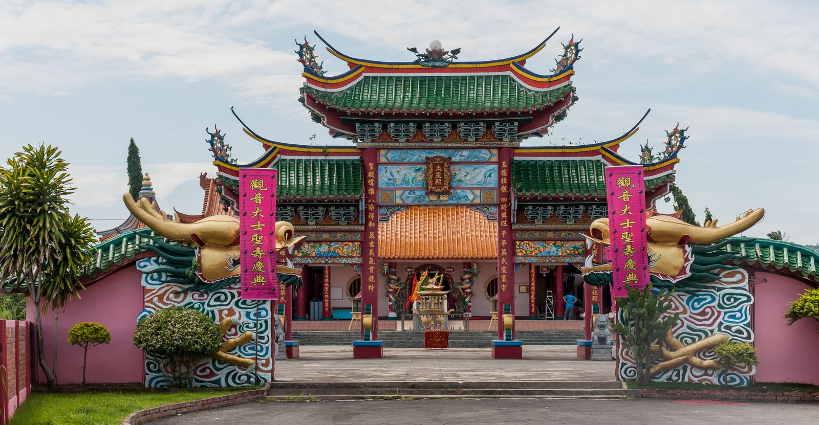 What is Taoist meditation and how do I start as a beginner?